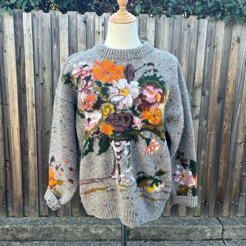 Vintage wool flower sweater
